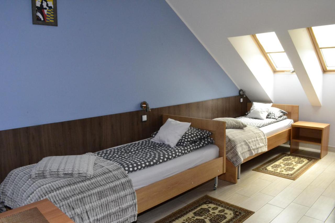 Comfort-24 Plus Słupca Buitenkant foto