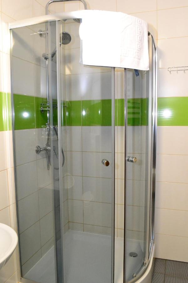 Comfort-24 Plus Słupca Buitenkant foto